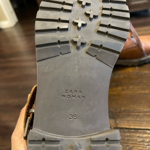 NWOB ZARA WOMAN brown leather studded ankle combat boots, size 8 - Picture 7 of 11